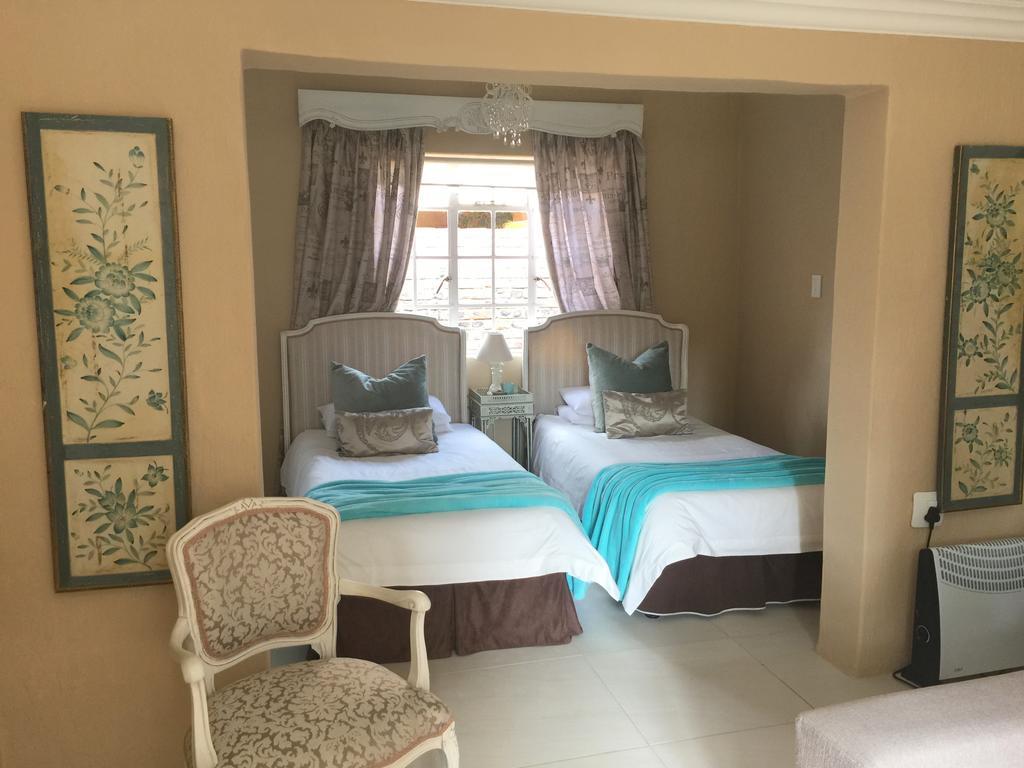 Nouveau Studios Pretoria-Noord Esterno foto