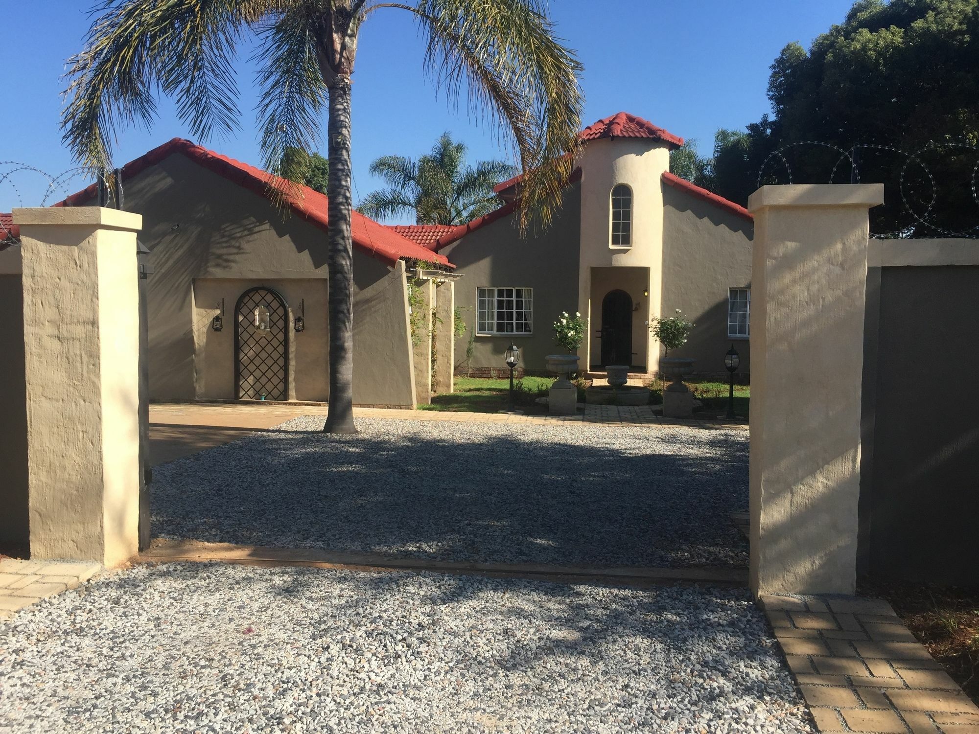 Nouveau Studios Pretoria-Noord Esterno foto